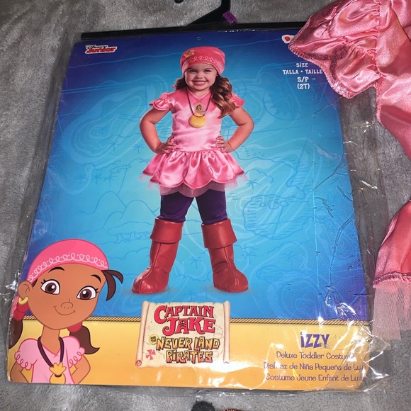 Toddler Size 2T Disney Jake and the Never Land Pirates Izzy Pirate Costume NWD - Picture 2 of 8